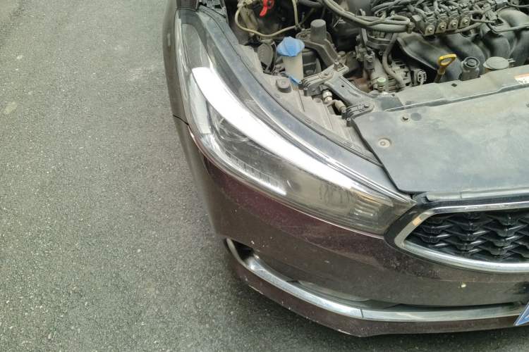 Used Kia K3 2016 1.6L Manual GL Right Front Headlight