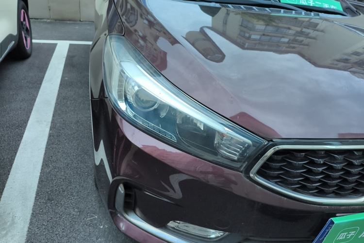 Used Kia K3 2016 1.6L Manual GLS Right Front Headlight