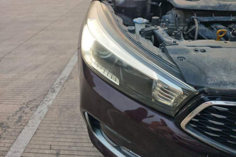 Used Kia K3 2016 1.6L Automatic GLS Right Front Headlight