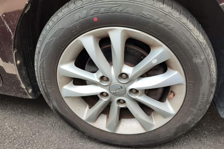 Used Kia K3 2016 1.6L Manual GLS Right Front Wheel Hub