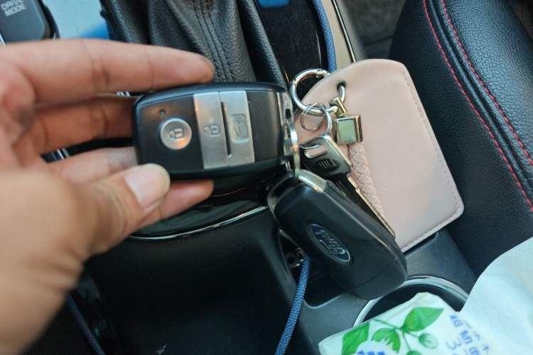 Used Kia K3 2016 1.6L Automatic GLS Vehicle Key