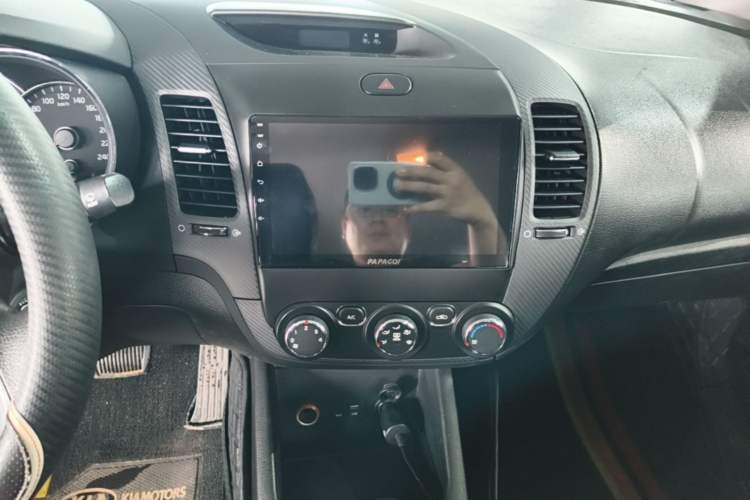 Used Kia K3 2016 1.6L Automatic GL Audio And AC Panel