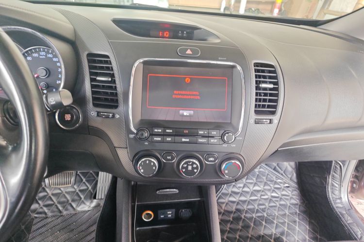 Used Kia K3 2016 1.6L Automatic DLX Audio And AC Panel