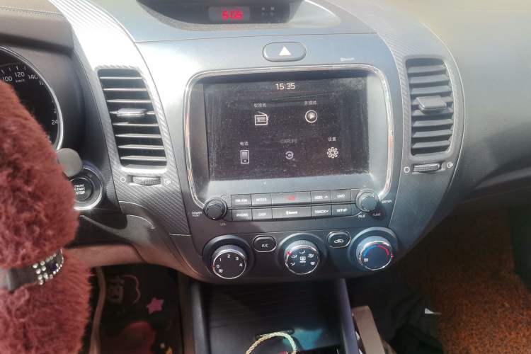 Used Kia K3 2016 1.6L Automatic DLX Audio And AC Panel