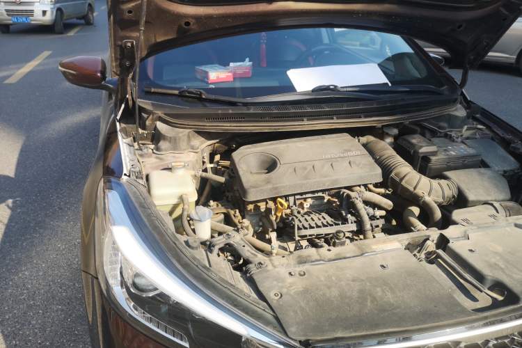 Used Kia K3 2016 1.4T Automatic GLS Engine Bay Right