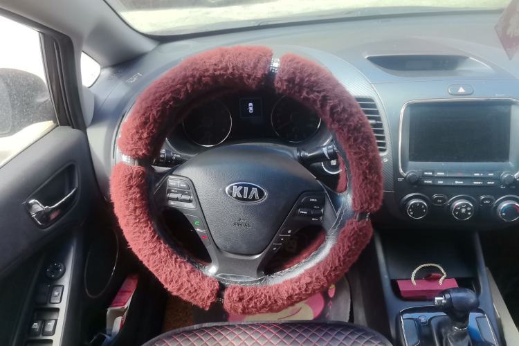 Used Kia K3 2016 1.6L Automatic DLX Steering Wheel