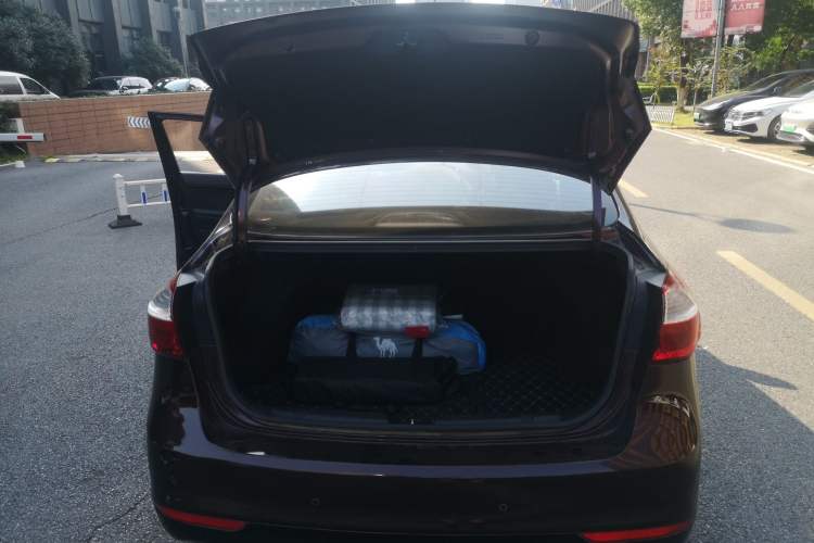 Used Kia K3 2016 1.4T Automatic GLS Trunk
