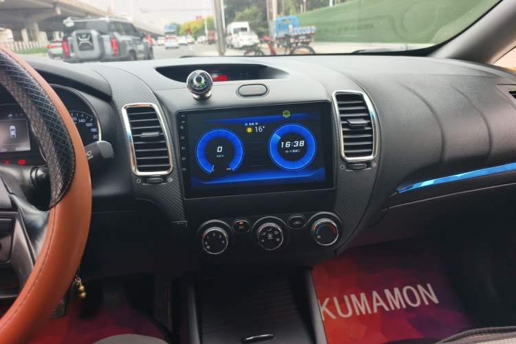 Used Kia K3 2016 1.6L Manual GLS Audio And AC Panel