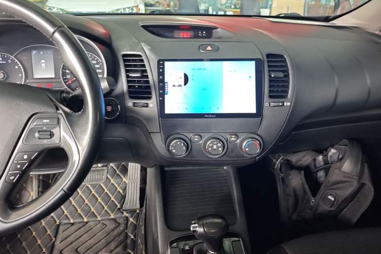 Used Kia K3 2016 1.6L Automatic GLS Audio And AC Panel