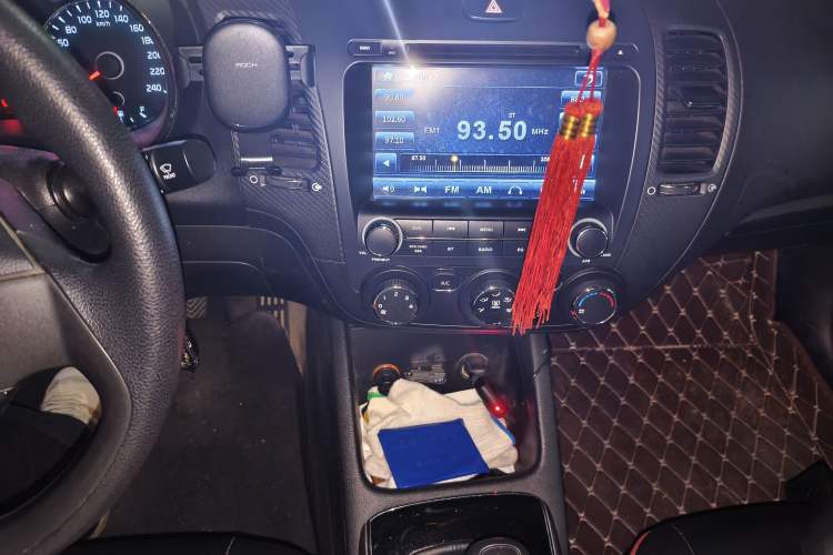 Used Kia K3 2016 1.6L Manual GL Audio And AC Panel