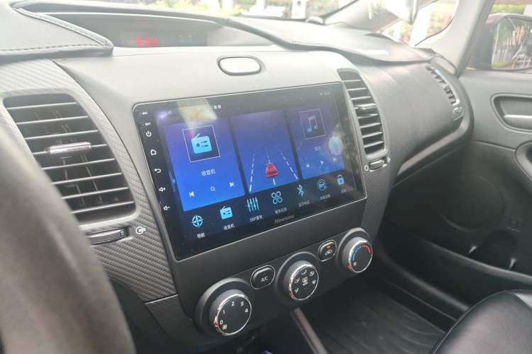 Used Kia K3 2016 1.6L Automatic GL Audio And AC Panel