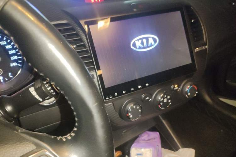 Used Kia K3 2016 1.6L Automatic GLS Audio And AC Panel