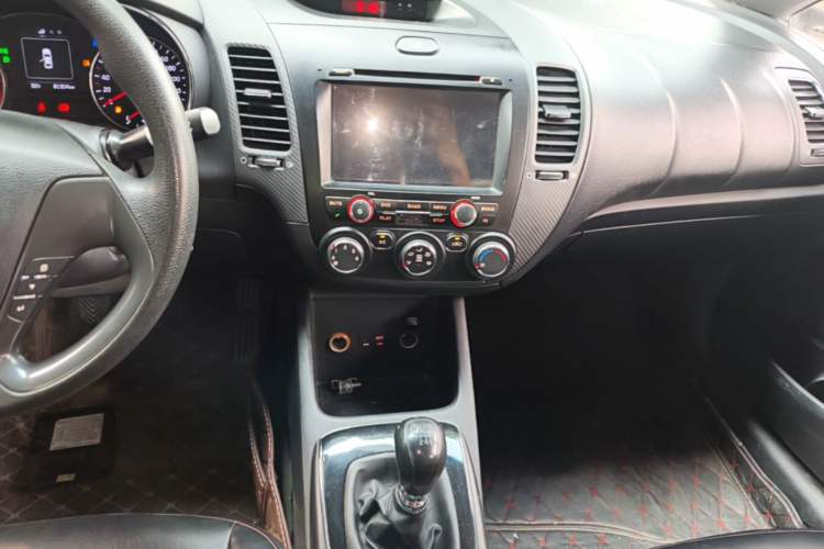 Used Kia K3 2016 1.6L Manual GL Audio And AC Panel