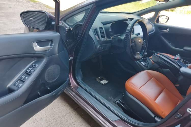 Used Kia K3 2016 1.6L Automatic GL Driver Seat