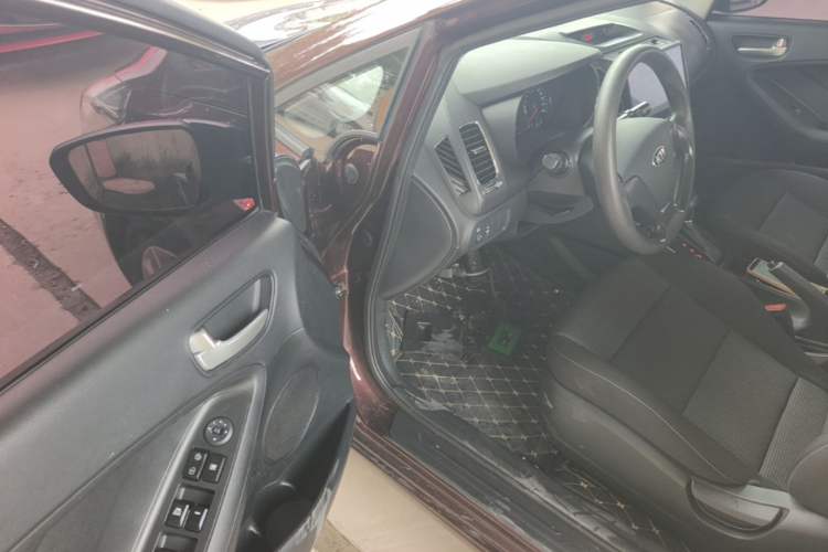 Used Kia K3 2016 1.6L Automatic GL Driver Seat