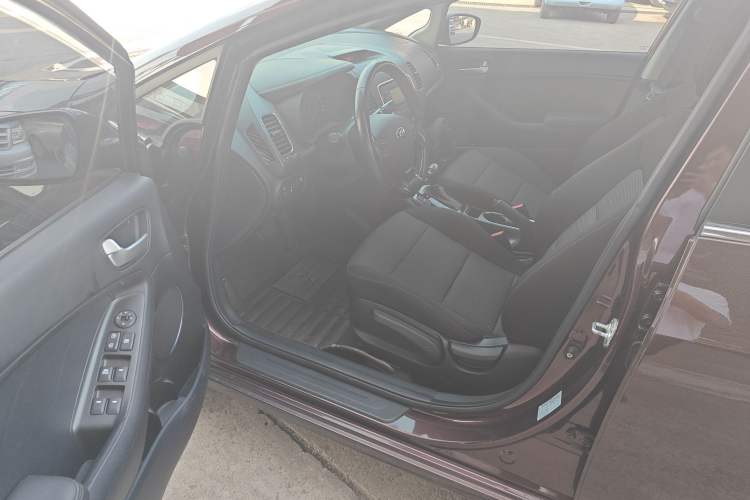Used Kia K3 2016 1.6L Automatic GLS Driver Seat
