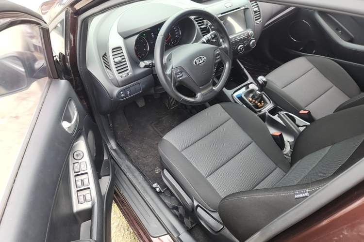 Used Kia K3 2016 1.6L Manual GLS Driver Seat