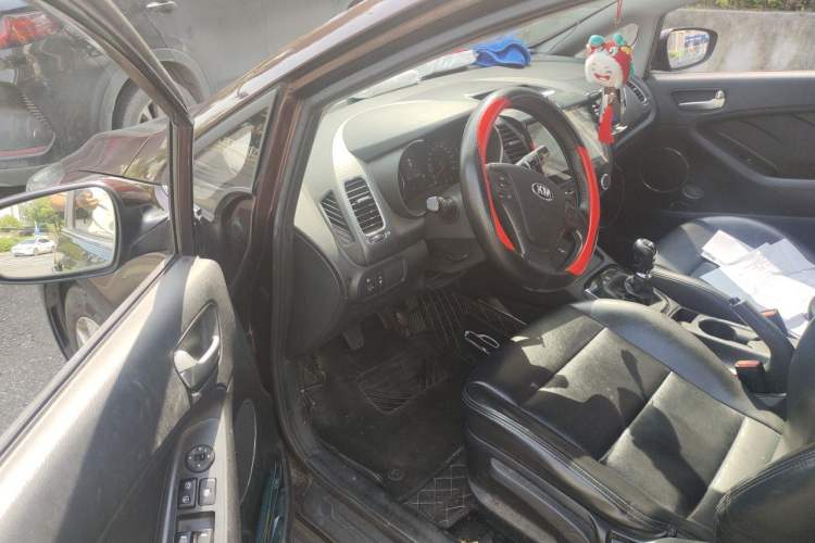 Used Kia K3 2016 1.6L Manual GLS Driver Seat
