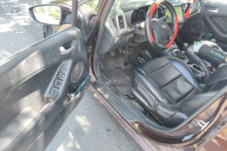 Used Kia K3 2016 1.6L Manual GLS Driver Seat
