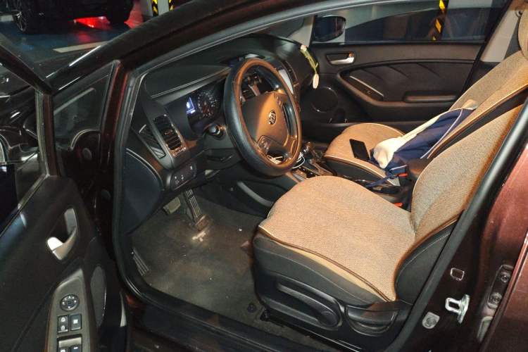Used Kia K3 2016 1.6L Automatic GLS Driver Seat