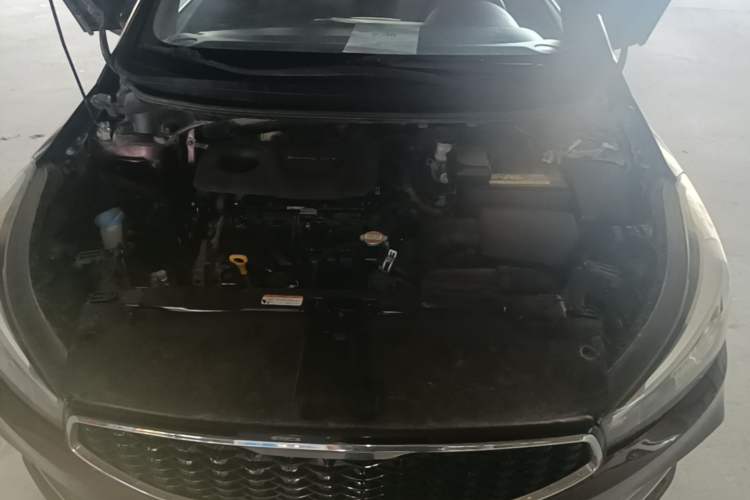 Used Kia K3 2016 1.6L Manual GLS Engine Bay