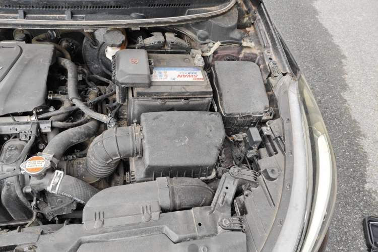 Used Kia K3 2016 1.6L Automatic GLS Engine Bay Left