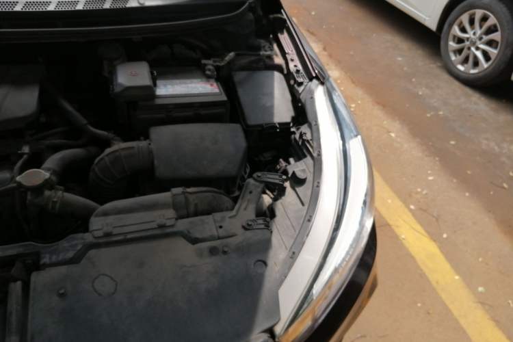Used Kia K3 2016 1.6L Automatic GLS Engine Bay Left