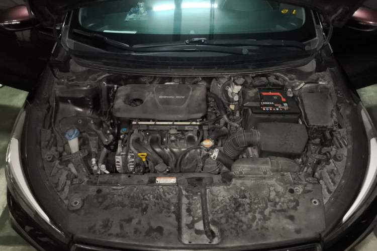 Used Kia K3 2016 1.6L Automatic GLS Engine Bay