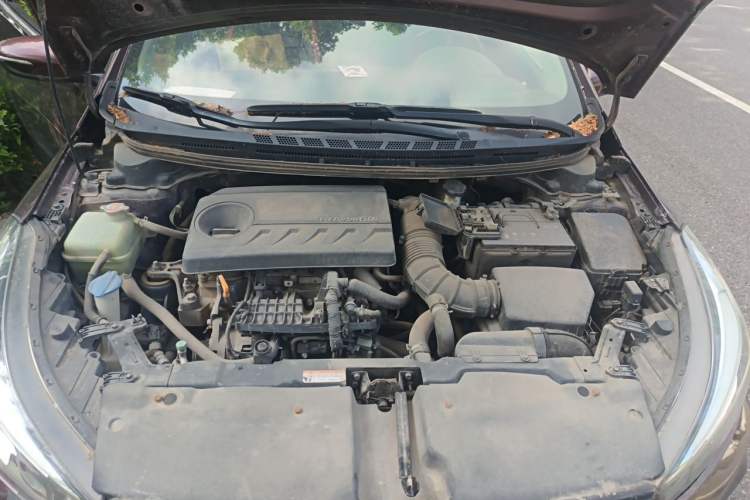 Used Kia K3 2016 1.4T Automatic GLS Engine Bay