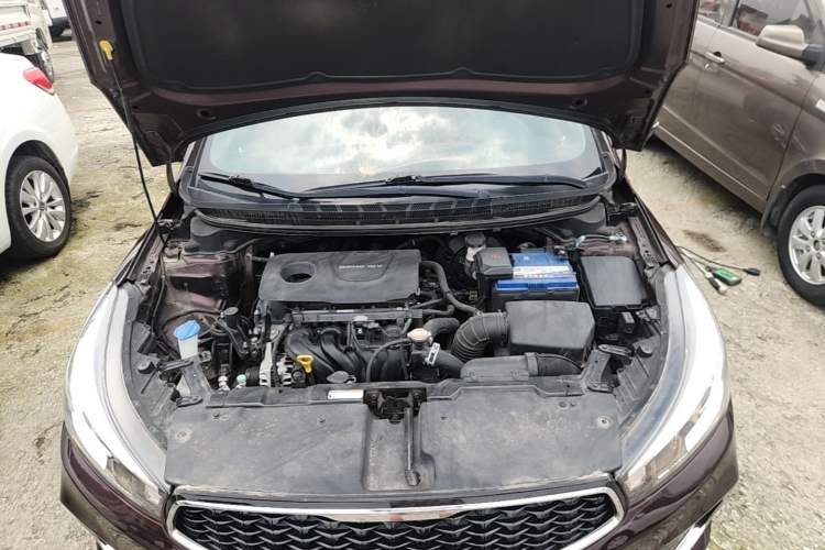 Used Kia K3 2016 1.6L Manual GLS Engine Bay