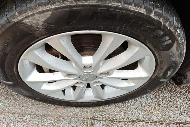 Used Kia K3 2016 1.6L Automatic GL Exterior 4