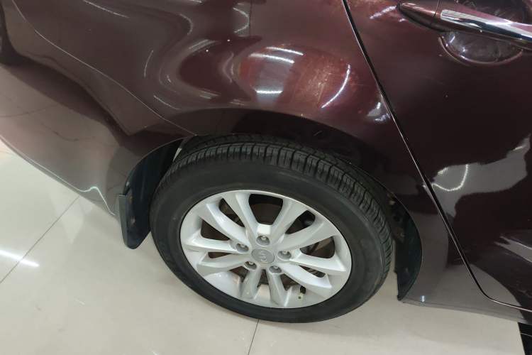 Used Kia K3 2016 1.6L Automatic GLS Exterior 5