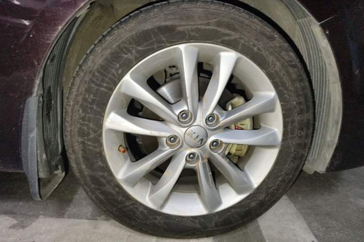 Used Kia K3 2016 1.6L Automatic GLS Exterior 7