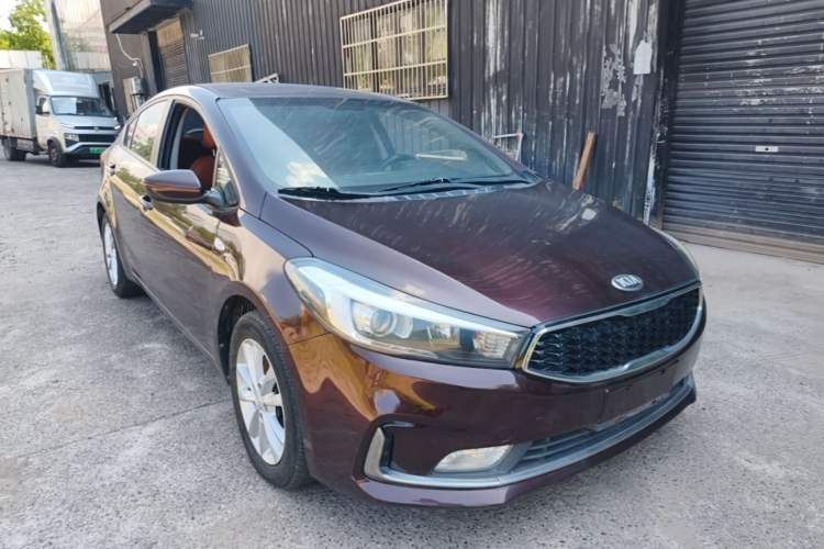 Used Kia K3 2016 1.6L Automatic GL Front Right 45 Deg