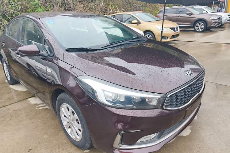 Used Kia K3 2016 1.6L Manual GL Front Right 45 Deg
