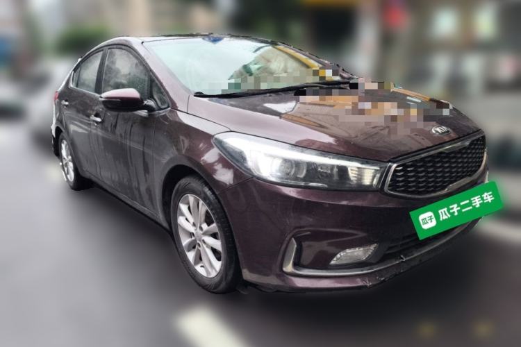 Used Kia K3 2016 1.6L Automatic GLS Front Right 45 Deg