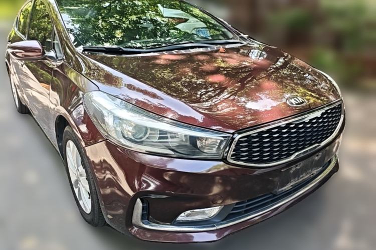 Used Kia K3 2016 1.6L Automatic DLX Front Right 45 Deg