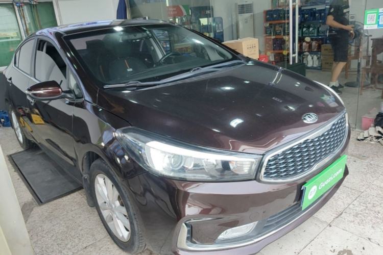 Used Kia K3 2016 1.6L Automatic GLS Front Right 45 Deg