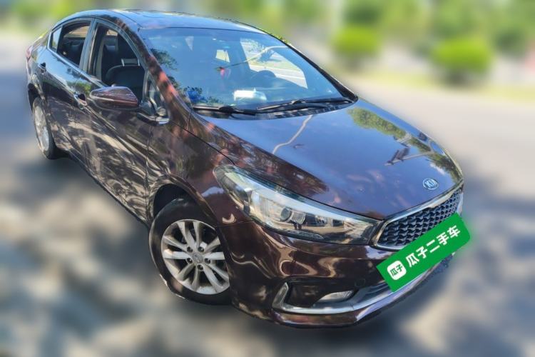 Used Kia K3 2016 1.6L Manual GLS Front Right 45 Deg