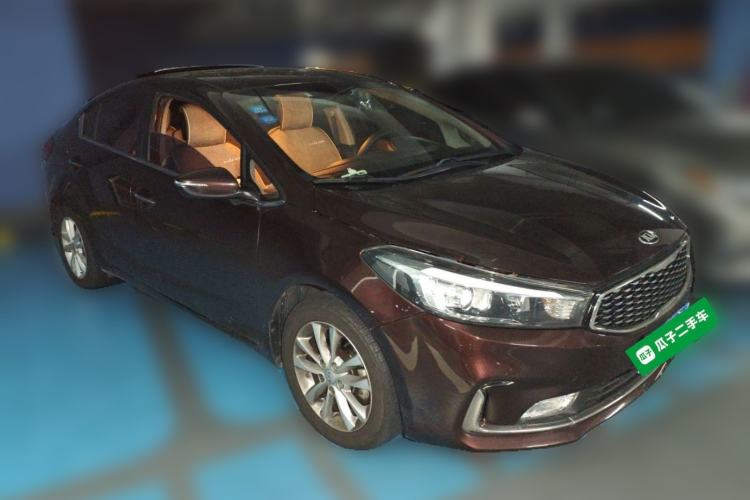 Used Kia K3 2016 1.6L Automatic GLS Front Right 45 Deg