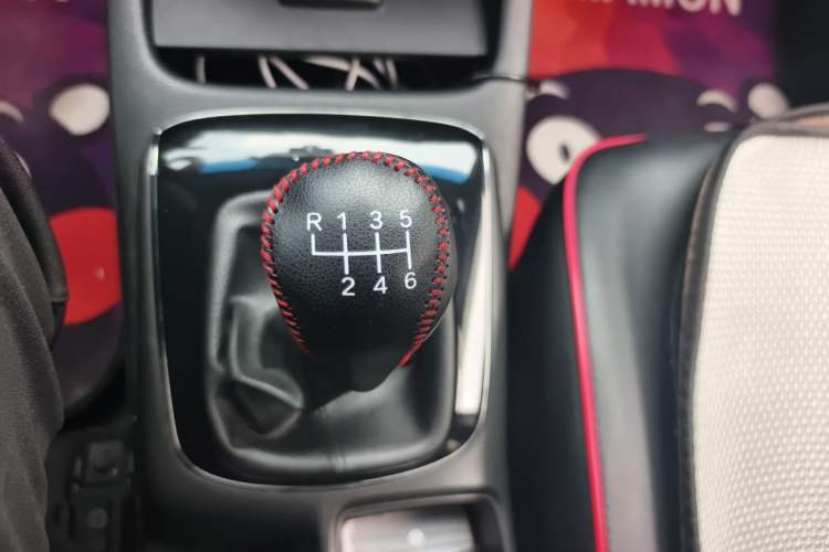 Used Kia K3 2016 1.6L Manual GLS Gear Lever