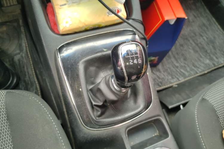 Used Kia K3 2016 1.6L Manual GLS Gear Lever