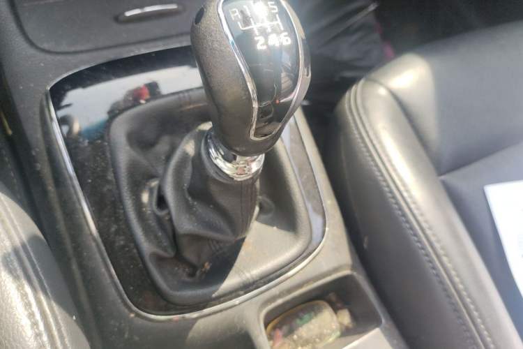 Used Kia K3 2016 1.6L Manual GLS Gear Lever