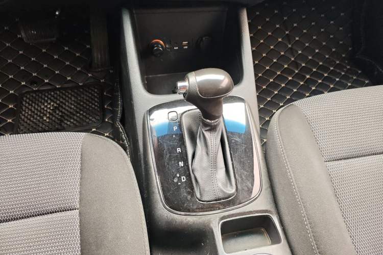 Used Kia K3 2016 1.6L Automatic GL Gear Lever