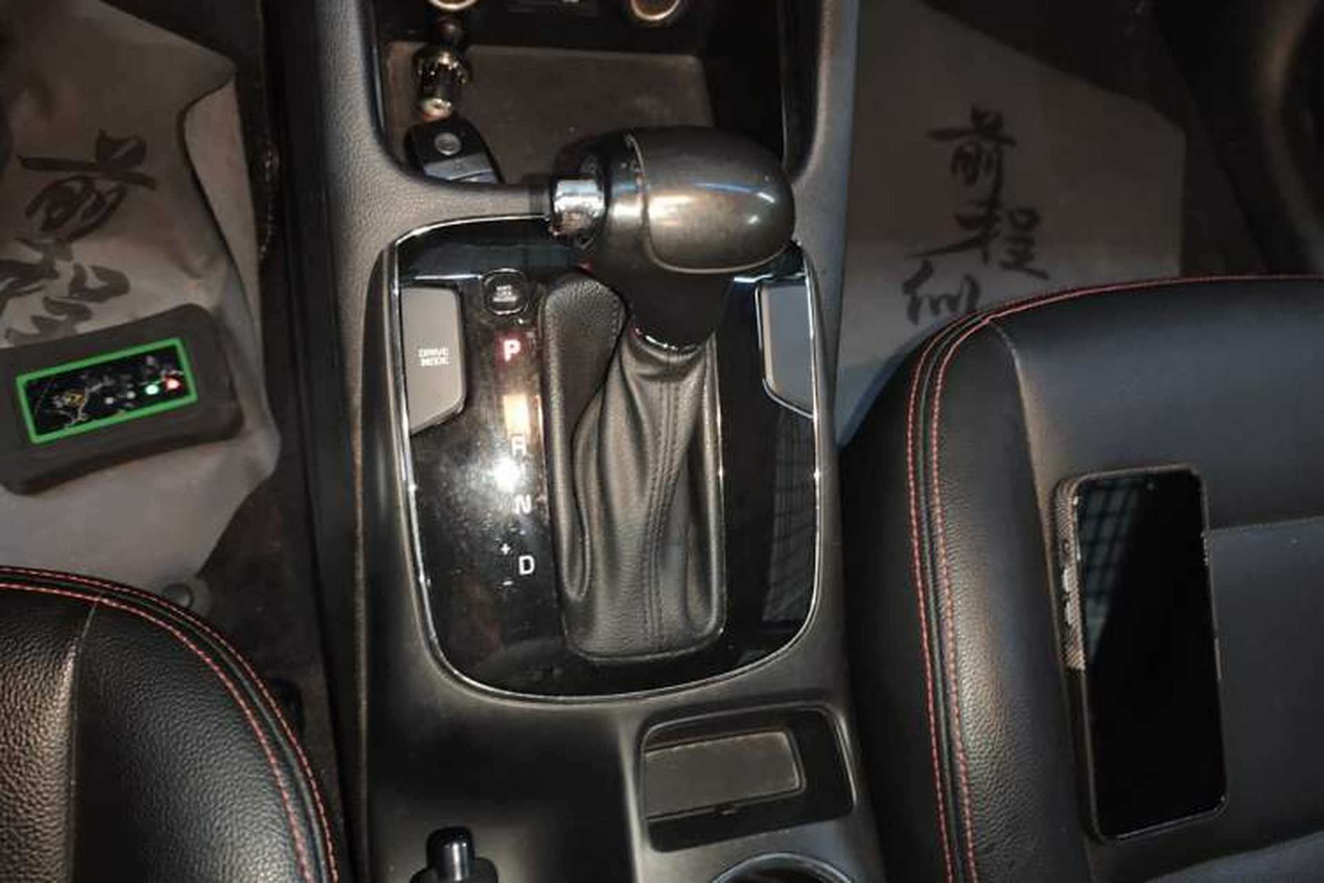 Used Kia K3 2016 1.6L Automatic GLS Gear Lever