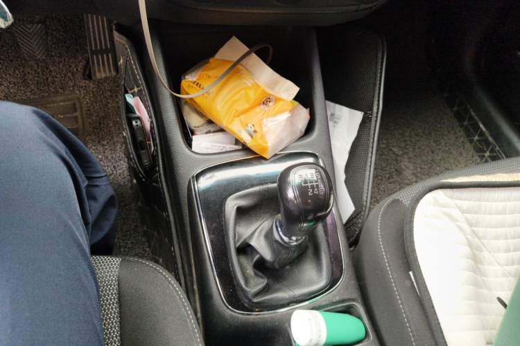 Used Kia K3 2016 1.6L Manual GL Gear Lever