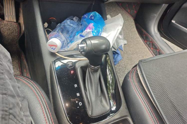 Used Kia K3 2016 1.6L Automatic GL Gear Lever