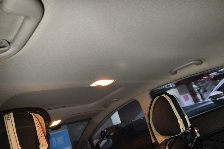 Used Kia K3 2016 1.6L Automatic GLS Headliner