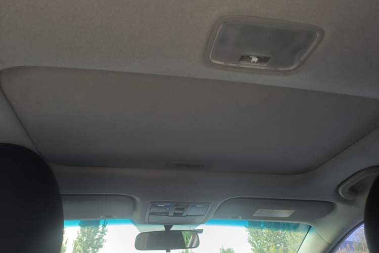 Used Kia K3 2016 1.6L Automatic GLS Headliner
