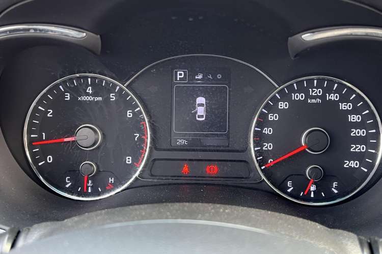 Used Kia K3 2016 1.6L Automatic GLS Instrument Cluster